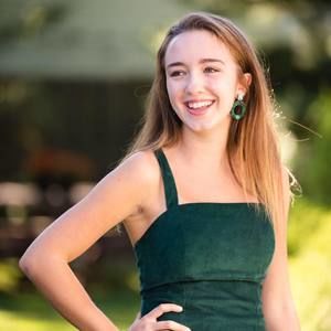 Meet your Posher, Lauren